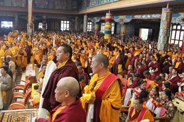 Enthronement HH Penor Yangsi Rinpoche at Namdroling